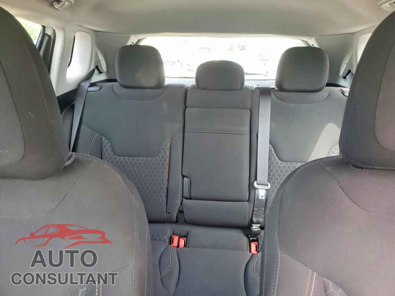 JEEP COMPASS 2018 - 3C4NJCAB2JT263292