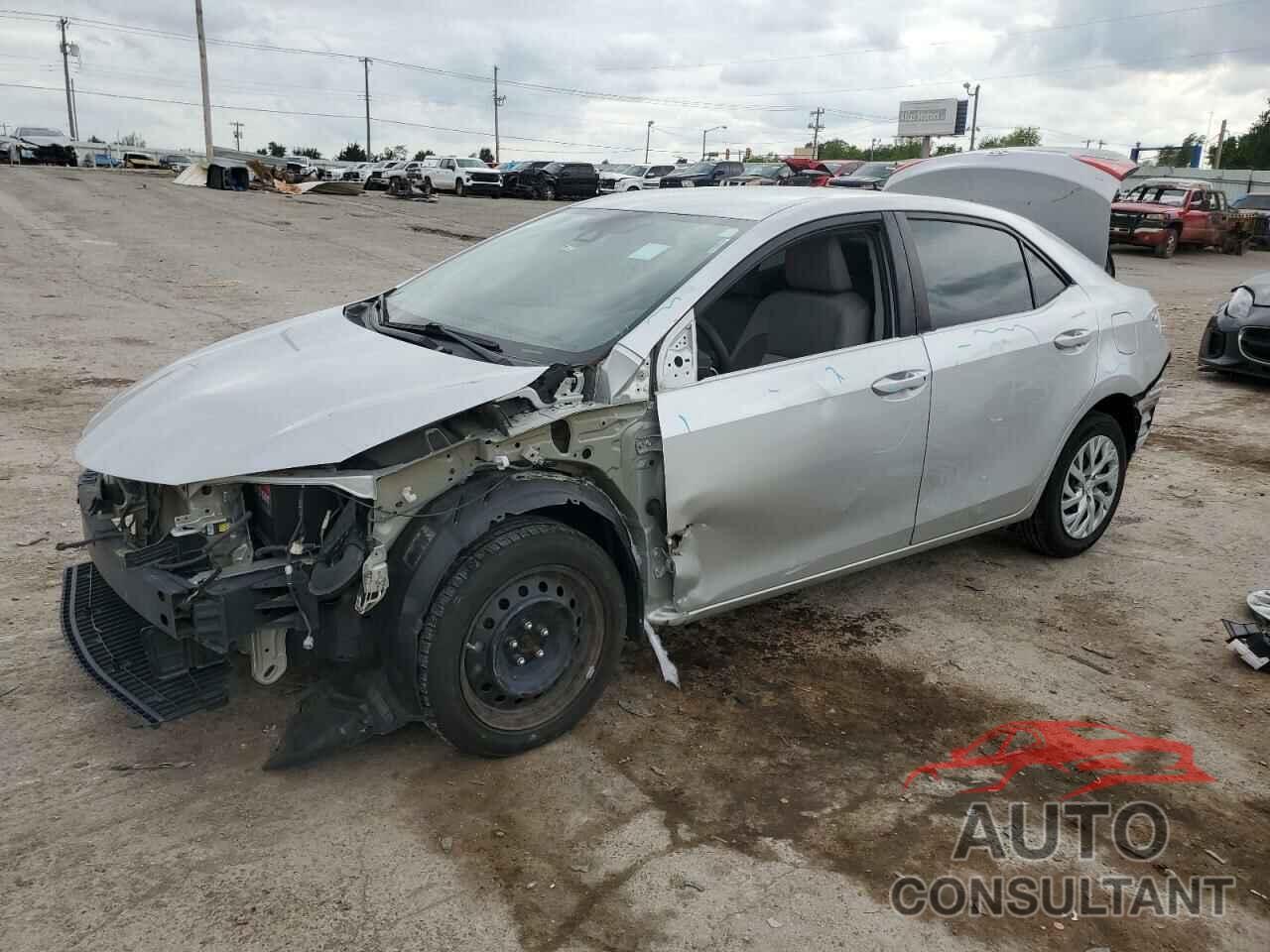 TOYOTA COROLLA 2017 - 5YFBURHEXHP632099