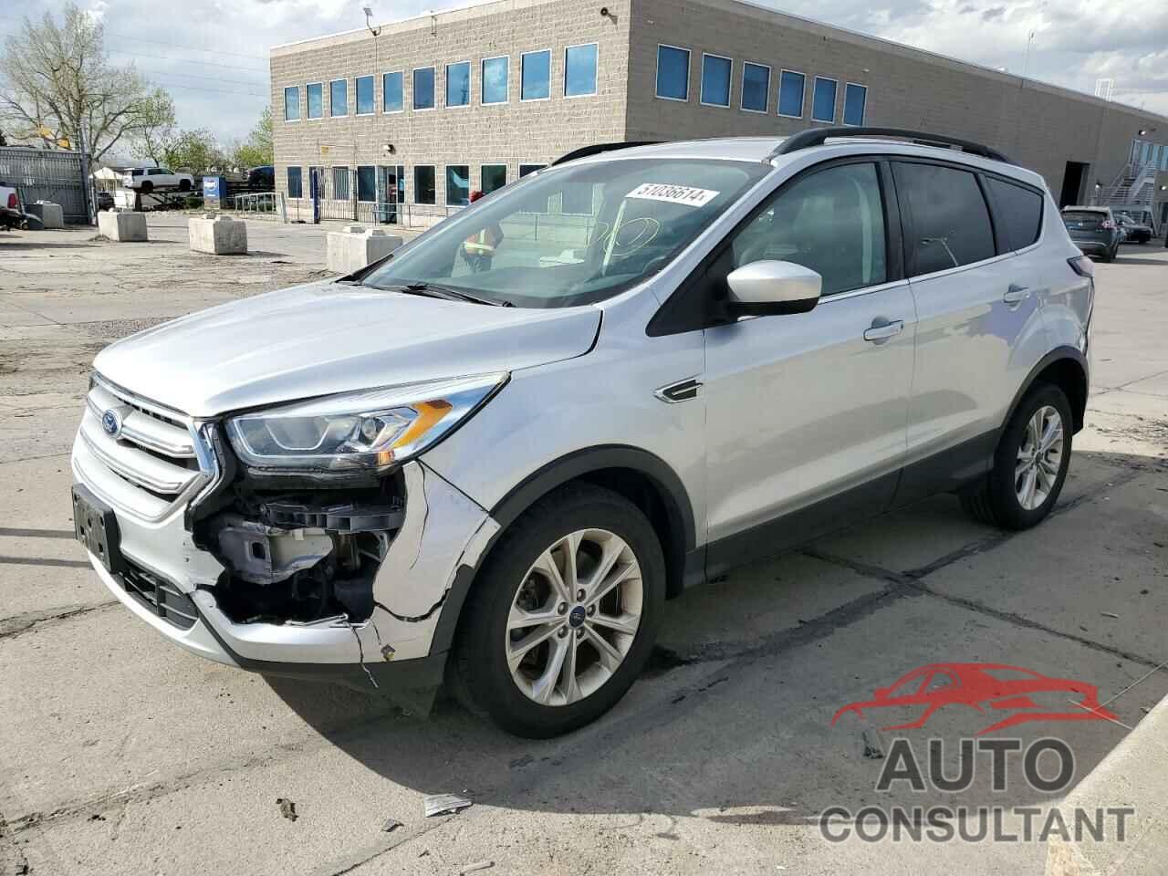 FORD ESCAPE 2017 - 1FMCU9G96HUC83496