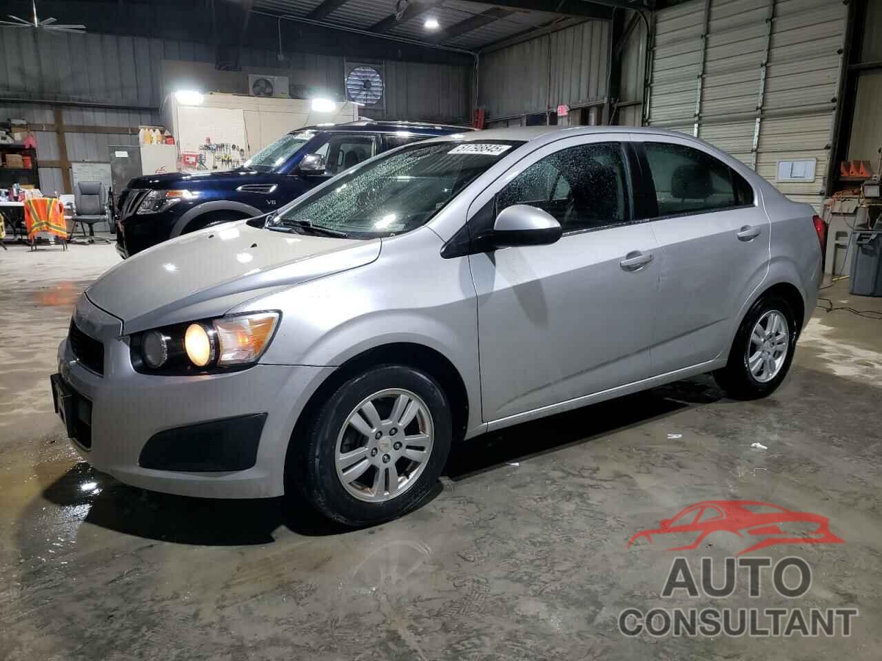 CHEVROLET SONIC 2012 - 1G1JC5SH8C4179342