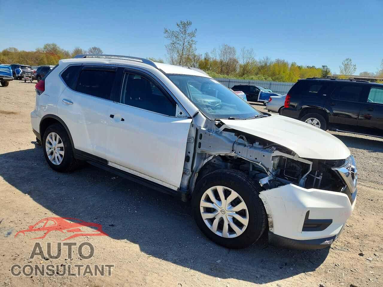 NISSAN ROGUE 2017 - KNMAT2MVXHP552279