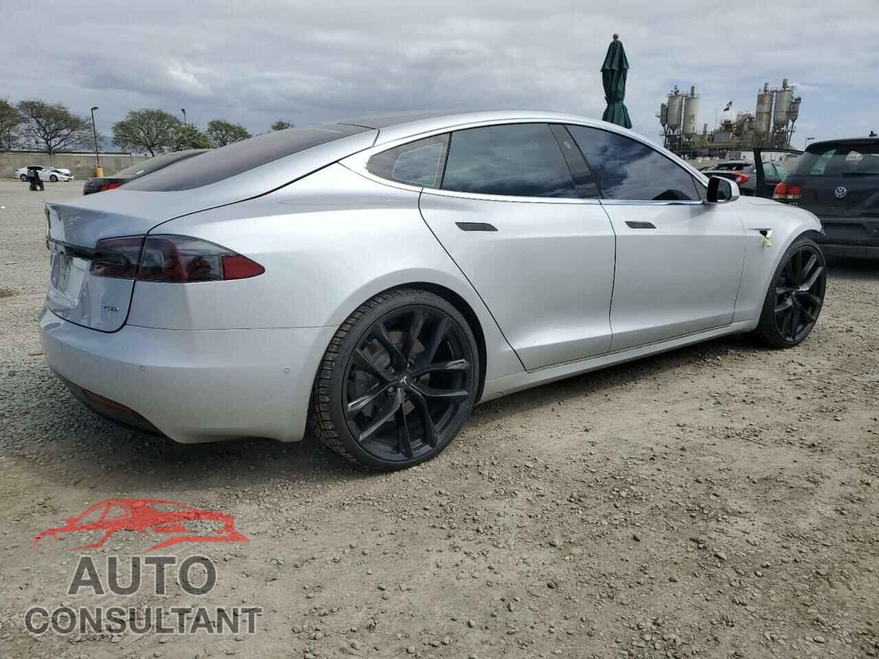 TESLA MODEL S 2018 - 5YJSA1E20JF247074