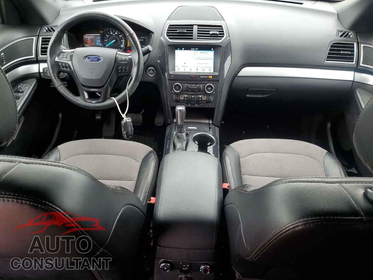 FORD EXPLORER 2017 - 1FM5K8D82HGD94355