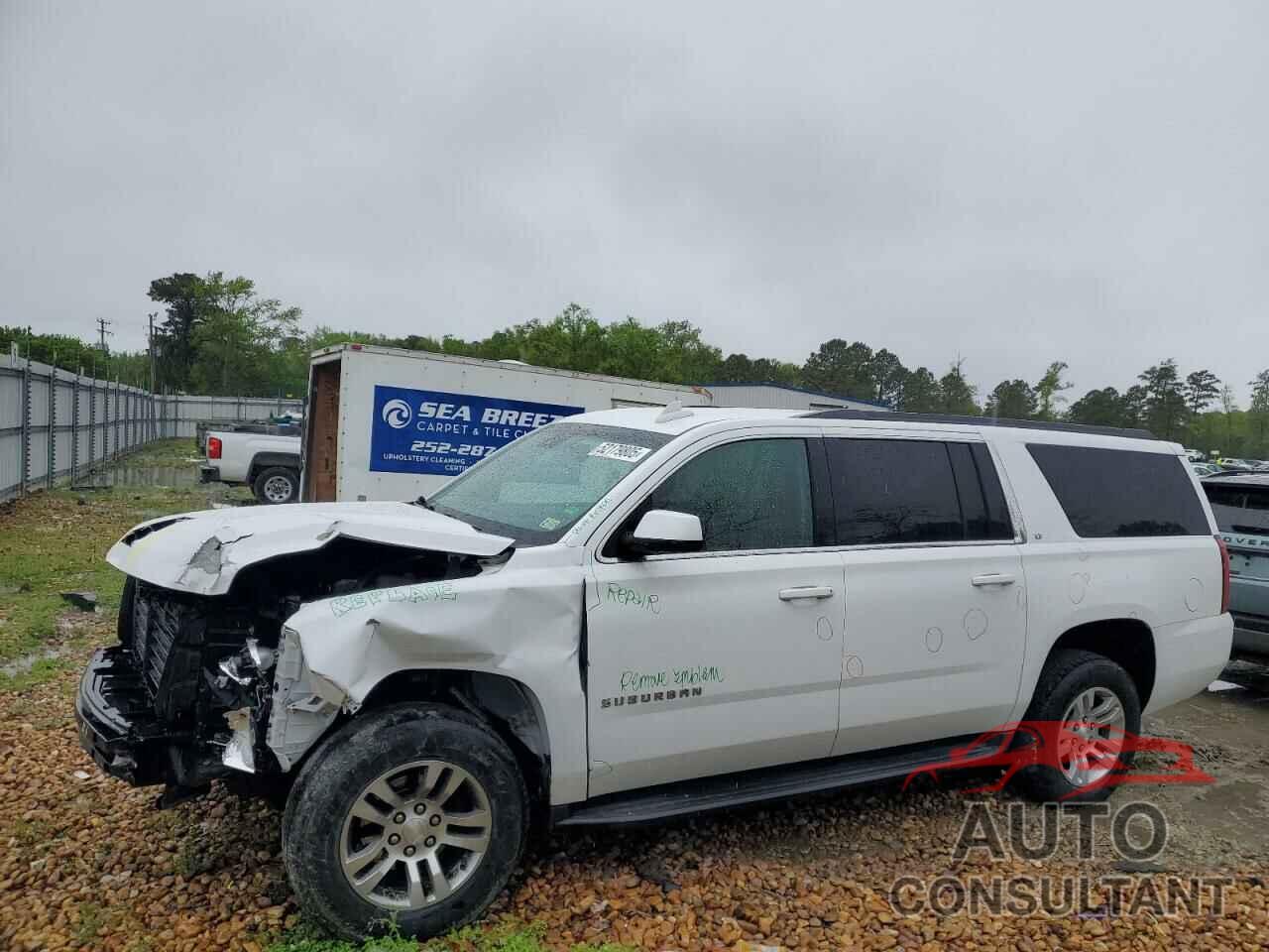 CHEVROLET SUBURBAN 2018 - 1GNSCHKC8JR203423