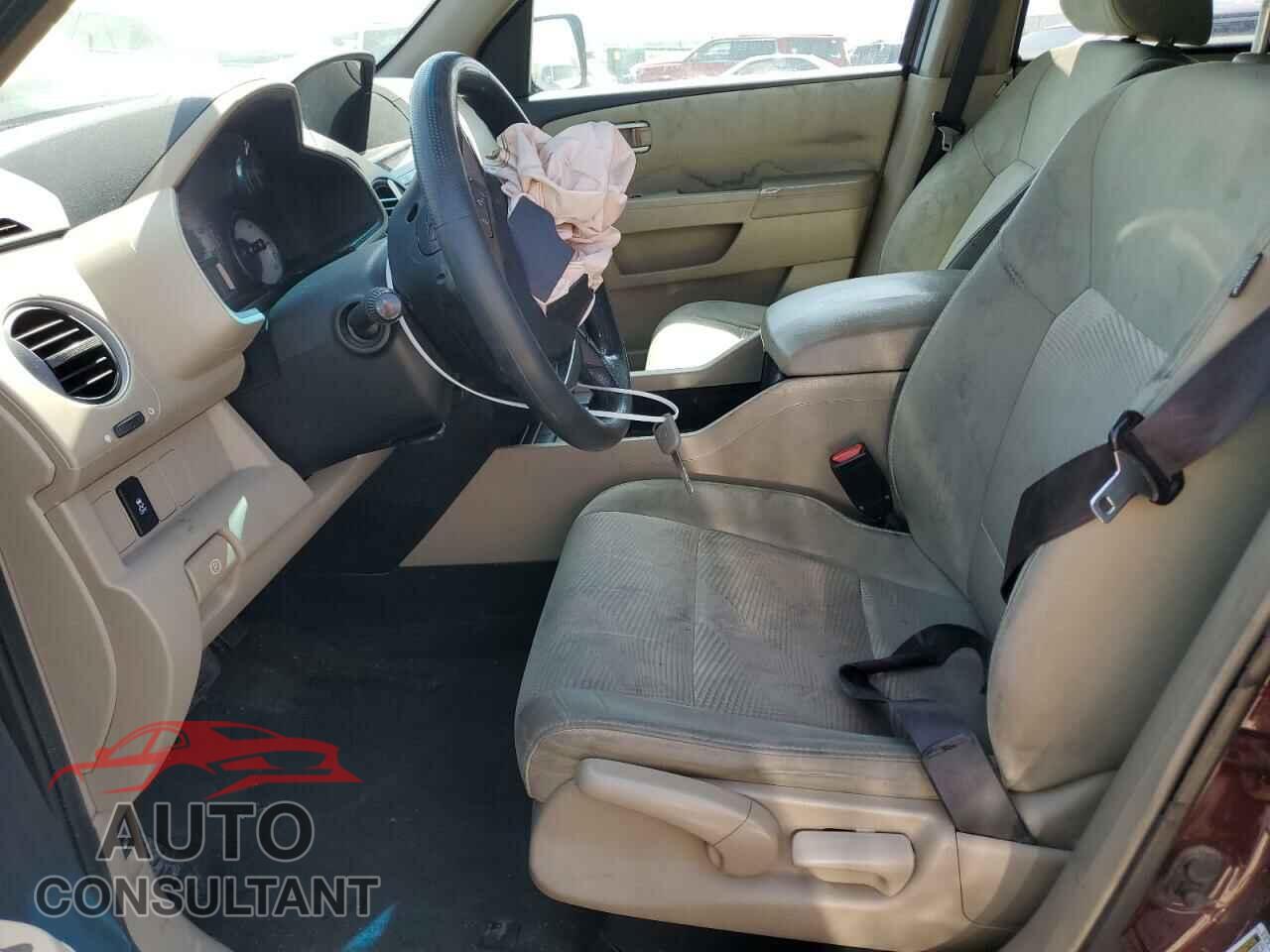 HONDA PILOT 2015 - 5FNYF4H26FB018074