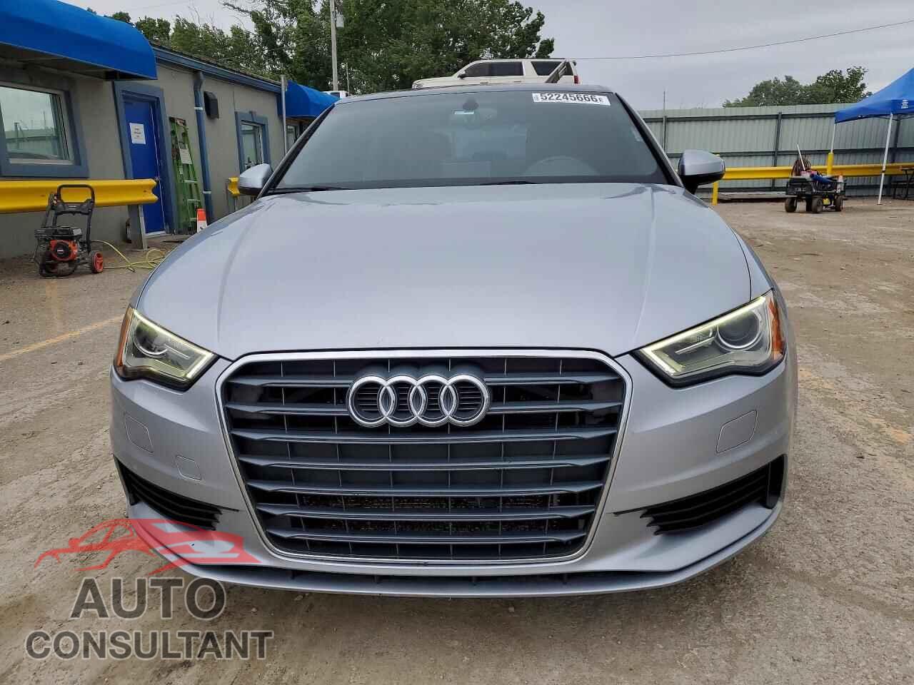 AUDI A3 2015 - WAUCJGFF6F1052179