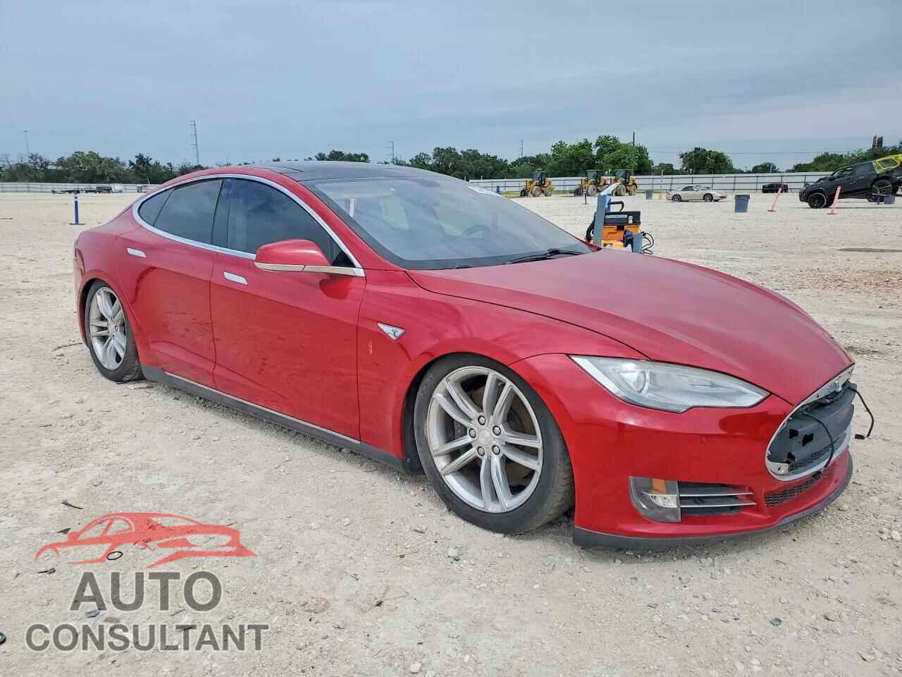 TESLA MODEL S 2013 - 5YJSA1BG5DFP11450