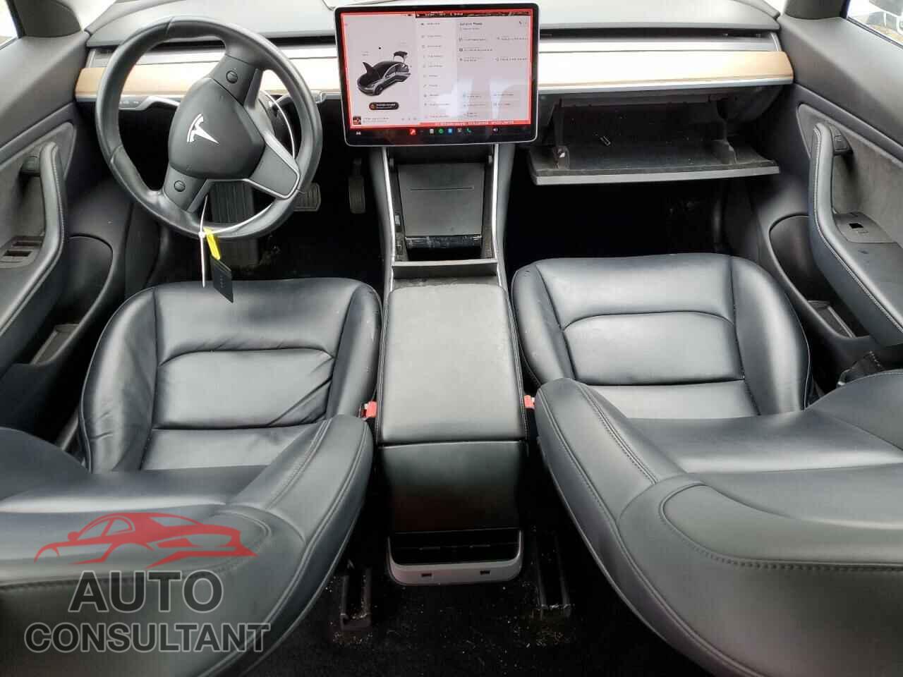 TESLA MODEL 3 2019 - 5YJ3E1EB6KF385910