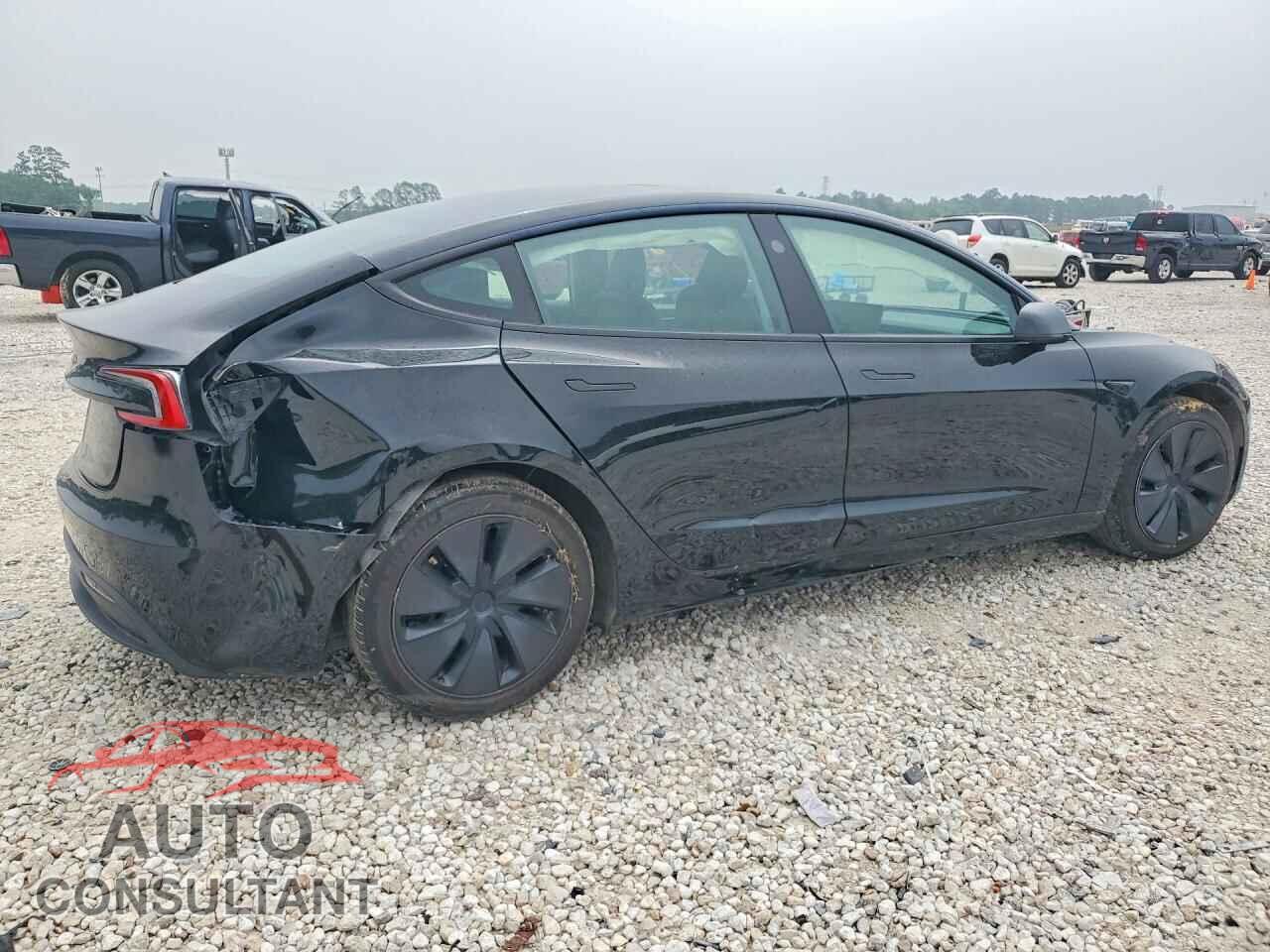 TESLA MODEL 3 2024 - 5YJ3E1EA4RF858091