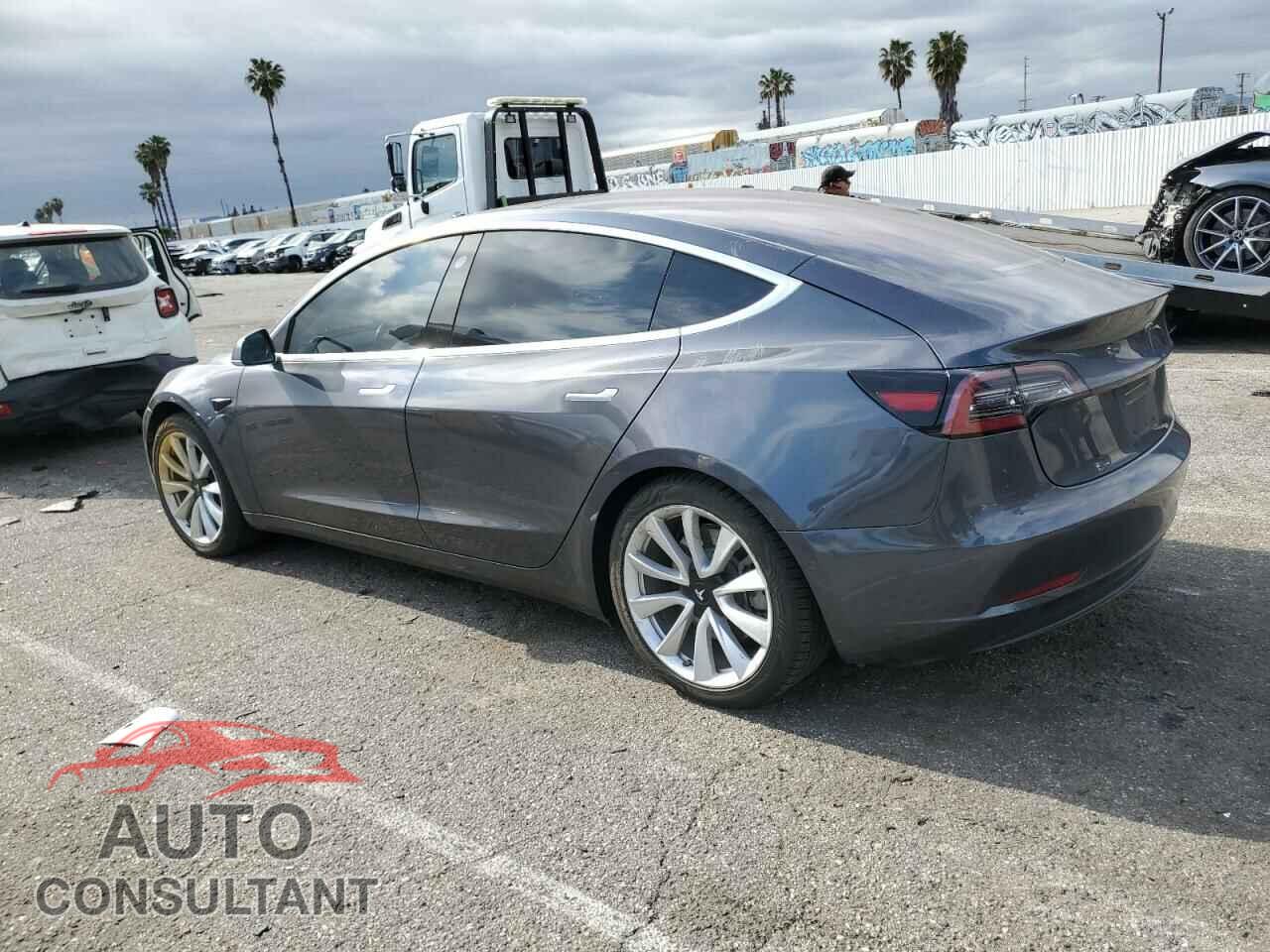 TESLA MODEL 3 2018 - 5YJ3E1EA9JF012110