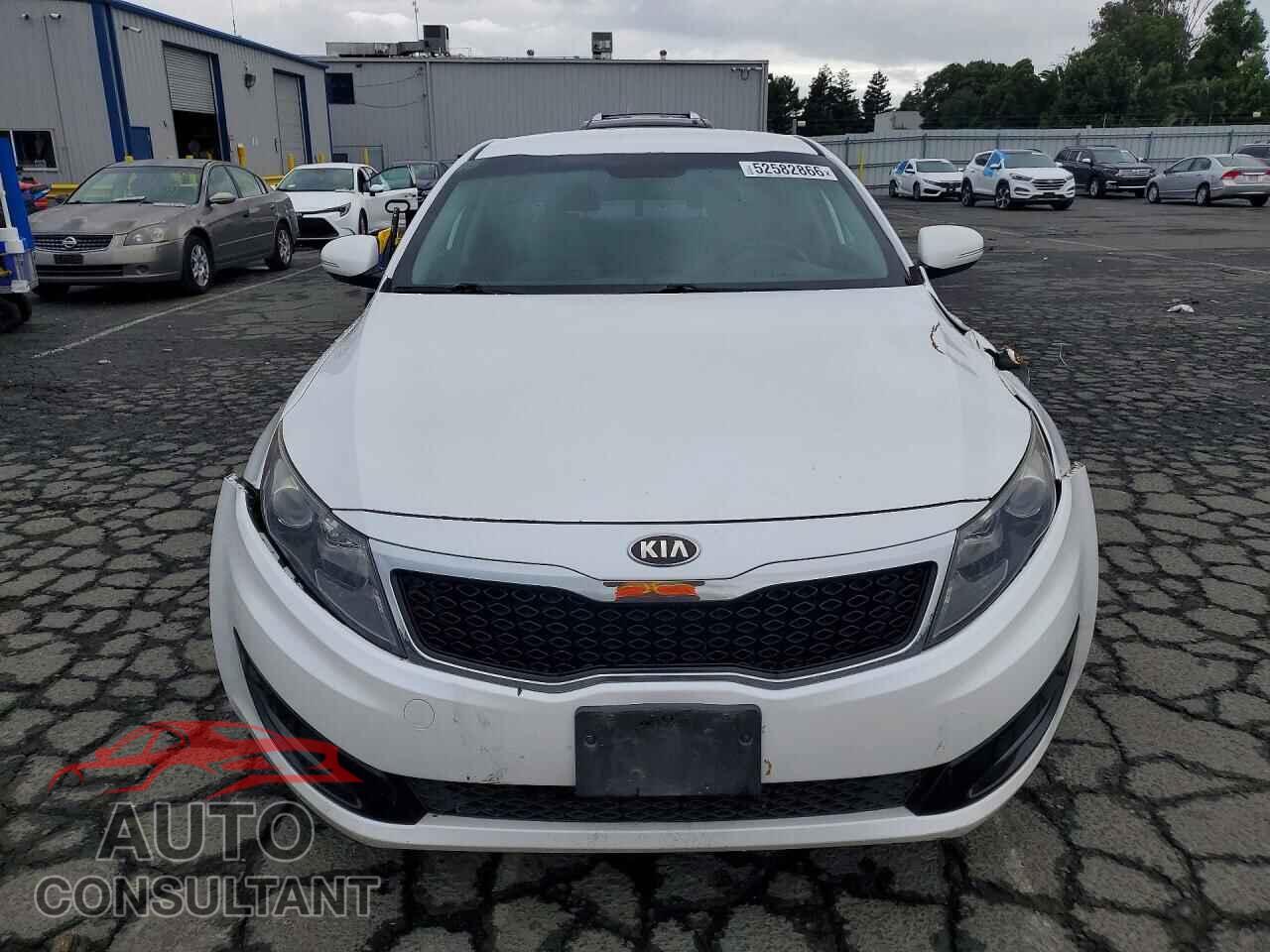 KIA OPTIMA 2013 - KNAGM4A77D5440423