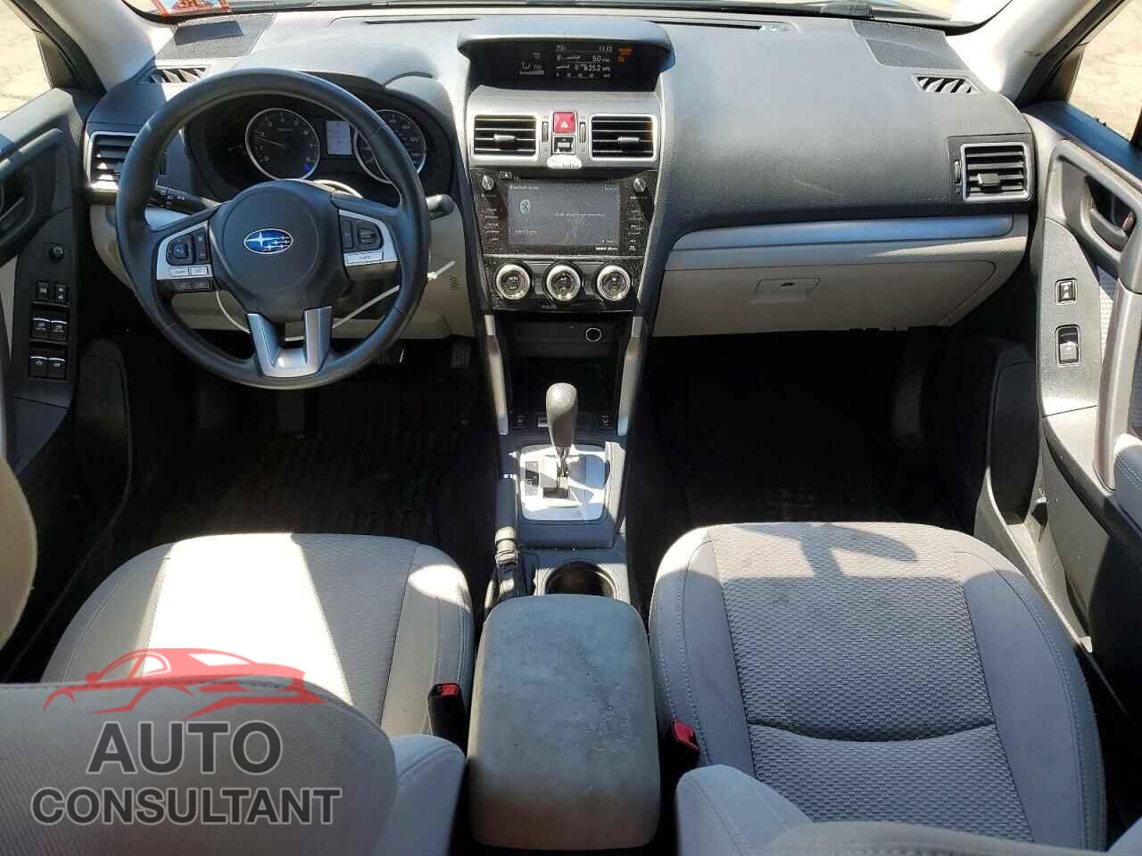 SUBARU FORESTER 2018 - JF2SJAEC0JH618034