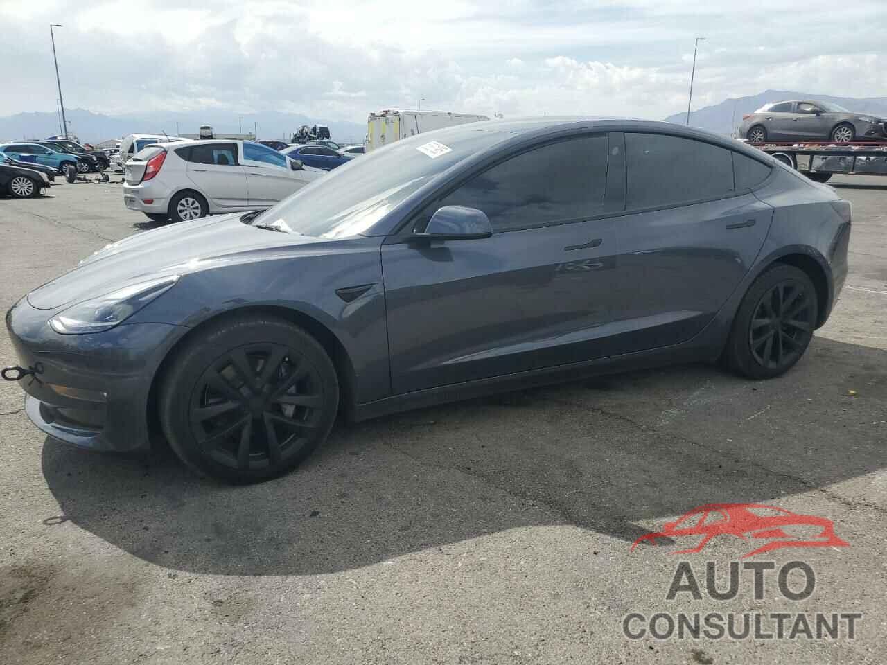 TESLA MODEL 3 2022 - 5YJ3E1EB0NF329143