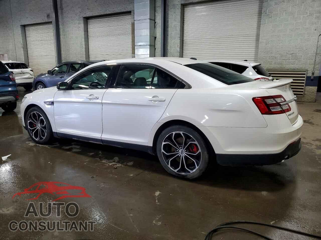 FORD TAURUS 2015 - 1FAHP2KT2FG128697