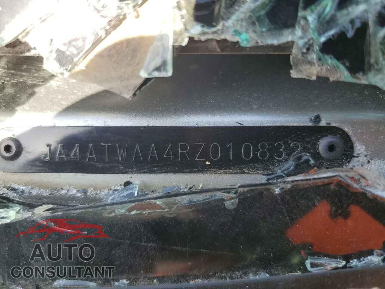 MITSUBISHI ECLIPSE 2024 - JA4ATWAA4RZ010832