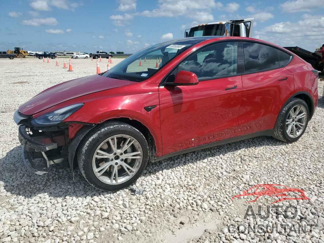 TESLA MODEL Y 2021 - 5YJYGDEE0MF099274