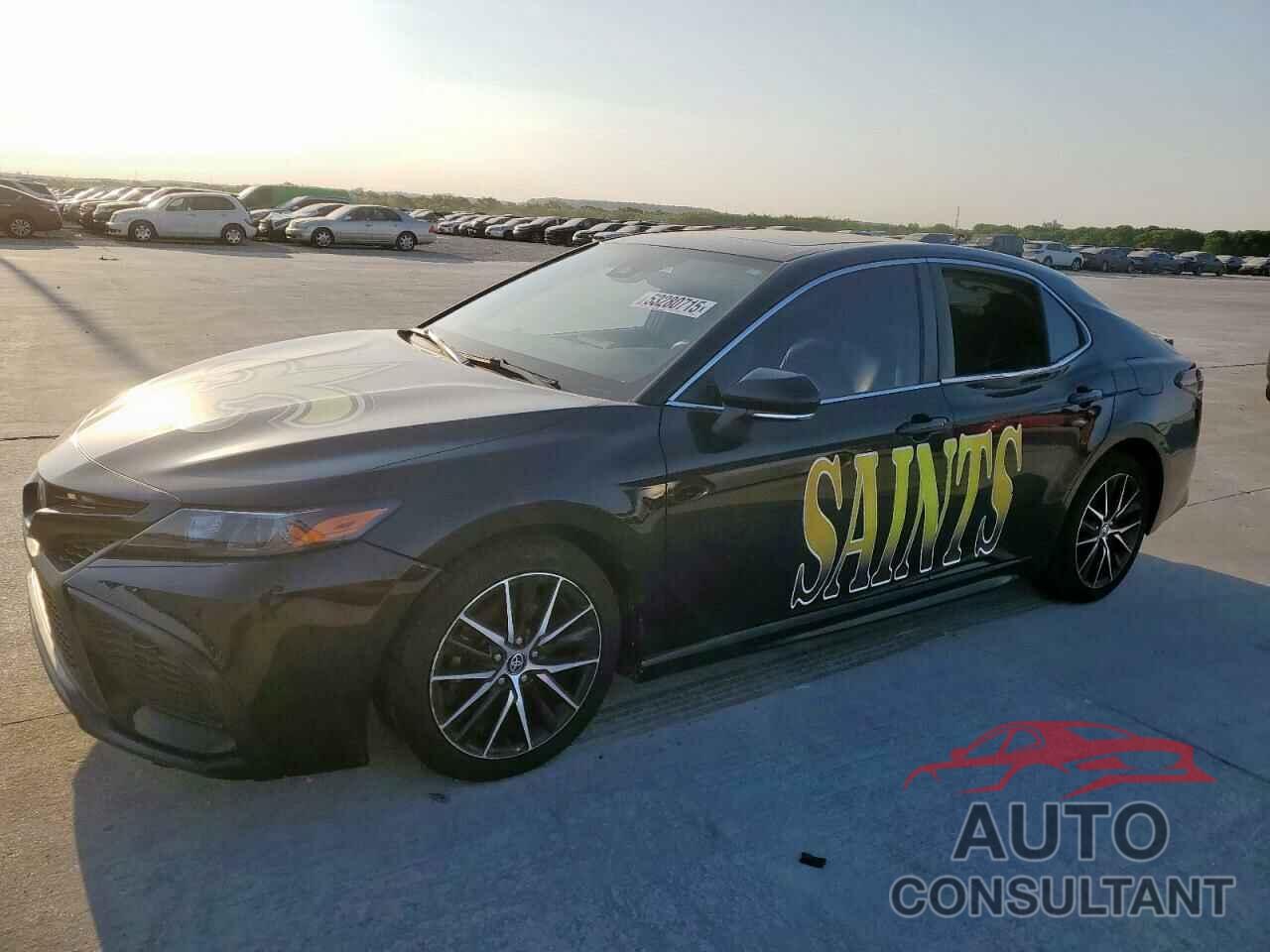 TOYOTA CAMRY 2021 - 4T1G11AK8MU492871