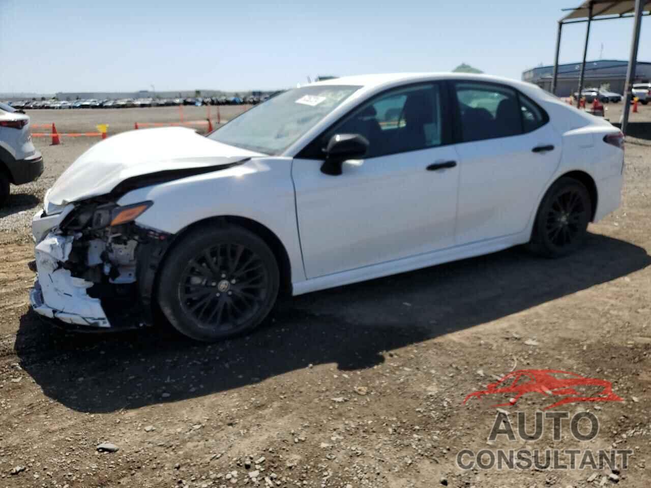 TOYOTA CAMRY 2021 - 4T1G11AK8MU422013