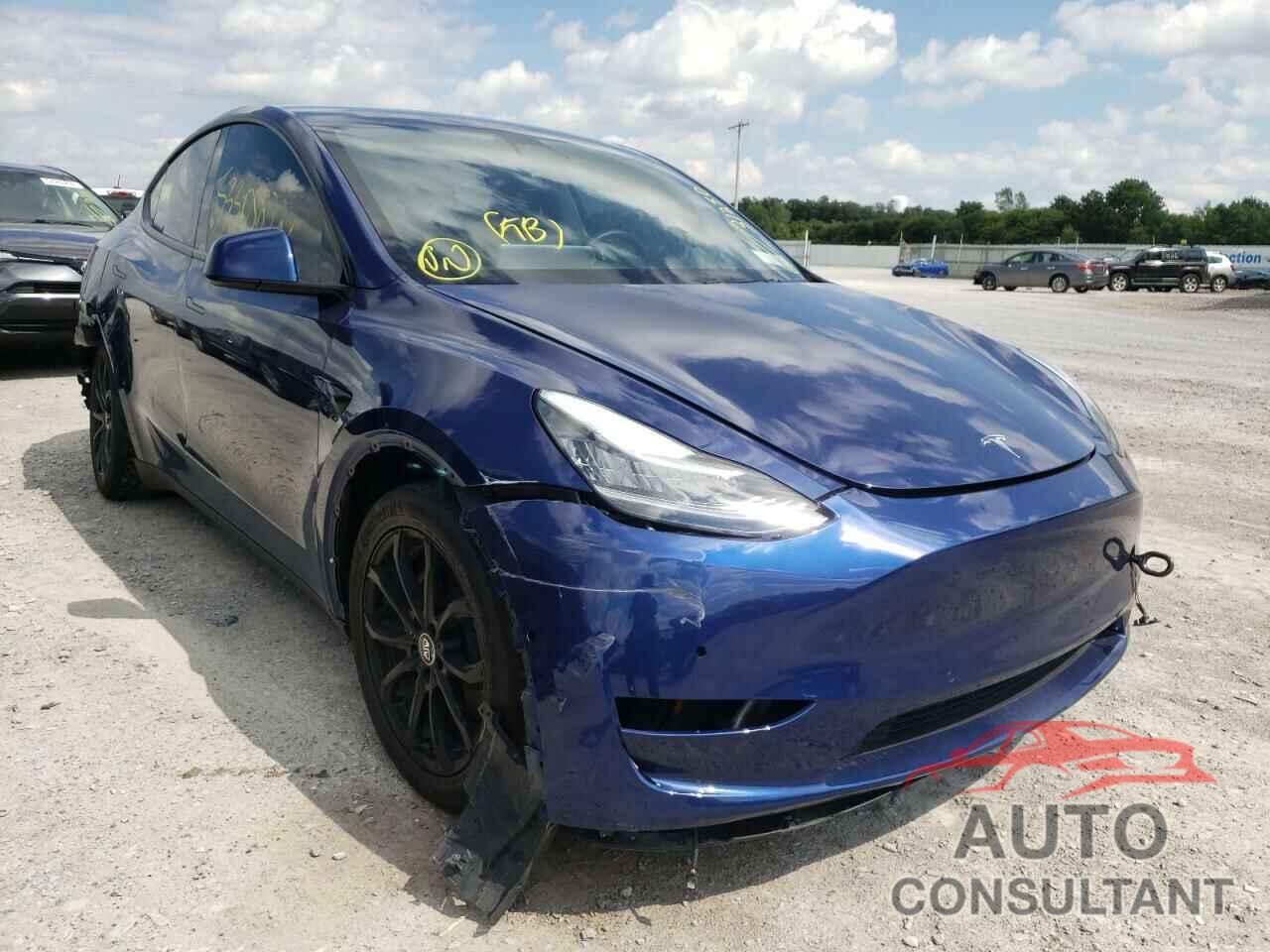 TESLA MODEL Y 2021 - 5YJYGDEE5MF083782