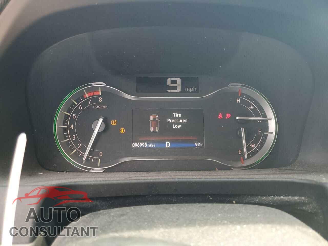 HONDA PILOT 2018 - 5FNYF5H39JB017444