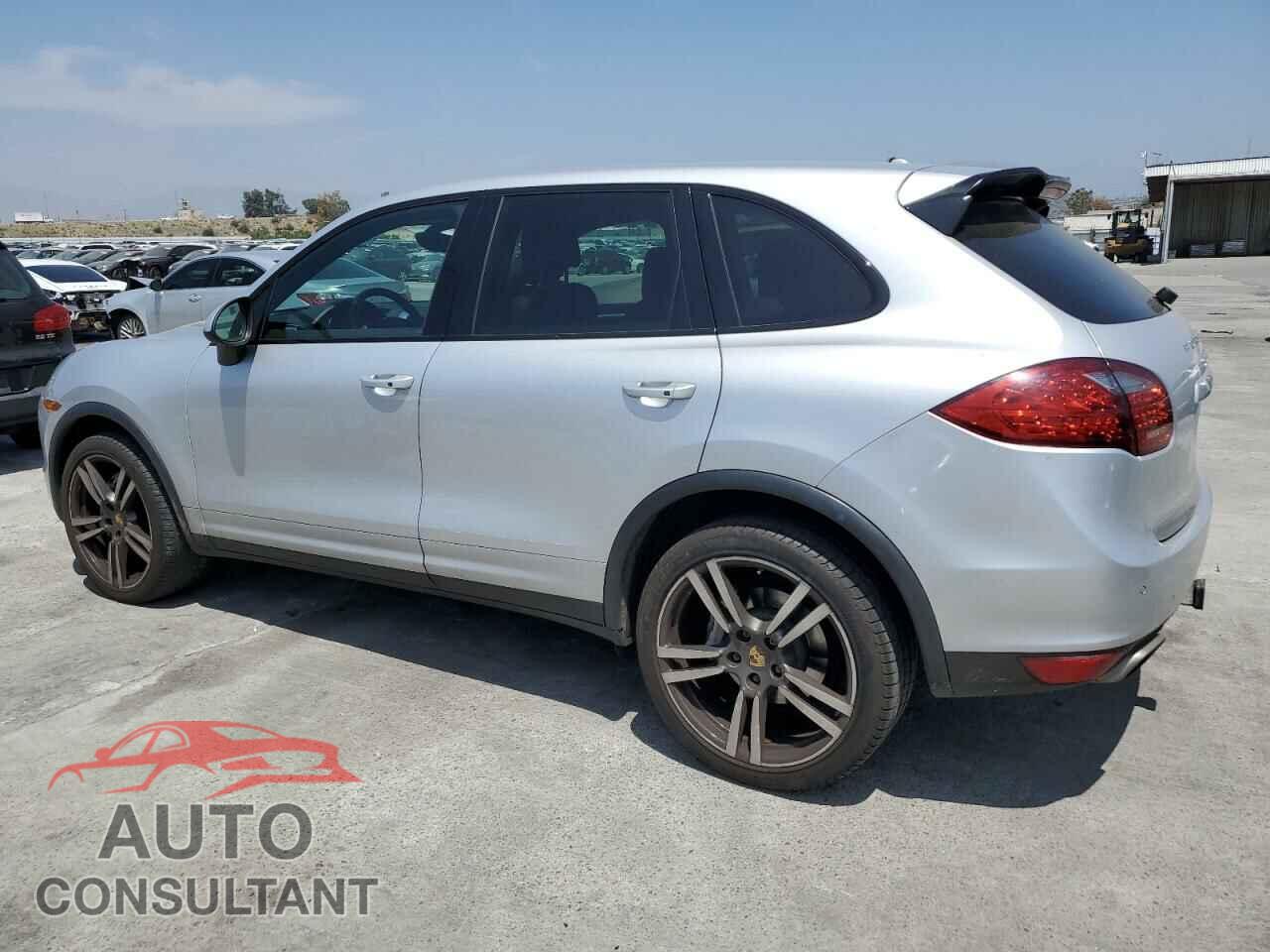 PORSCHE CAYENNE 2012 - WP1AB2A26CLA40465