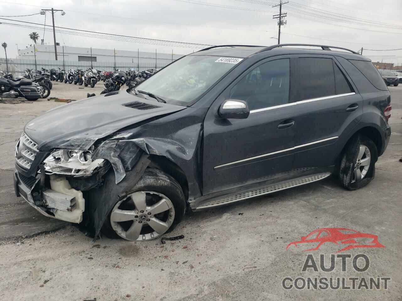 MERCEDES-BENZ M-CLASS 2010 - 4JGBB5GBXAA575835