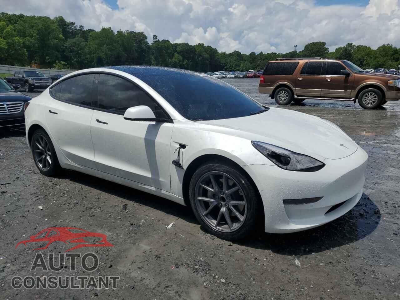 TESLA MODEL 3 2022 - 5YJ3E1EA8NF345145