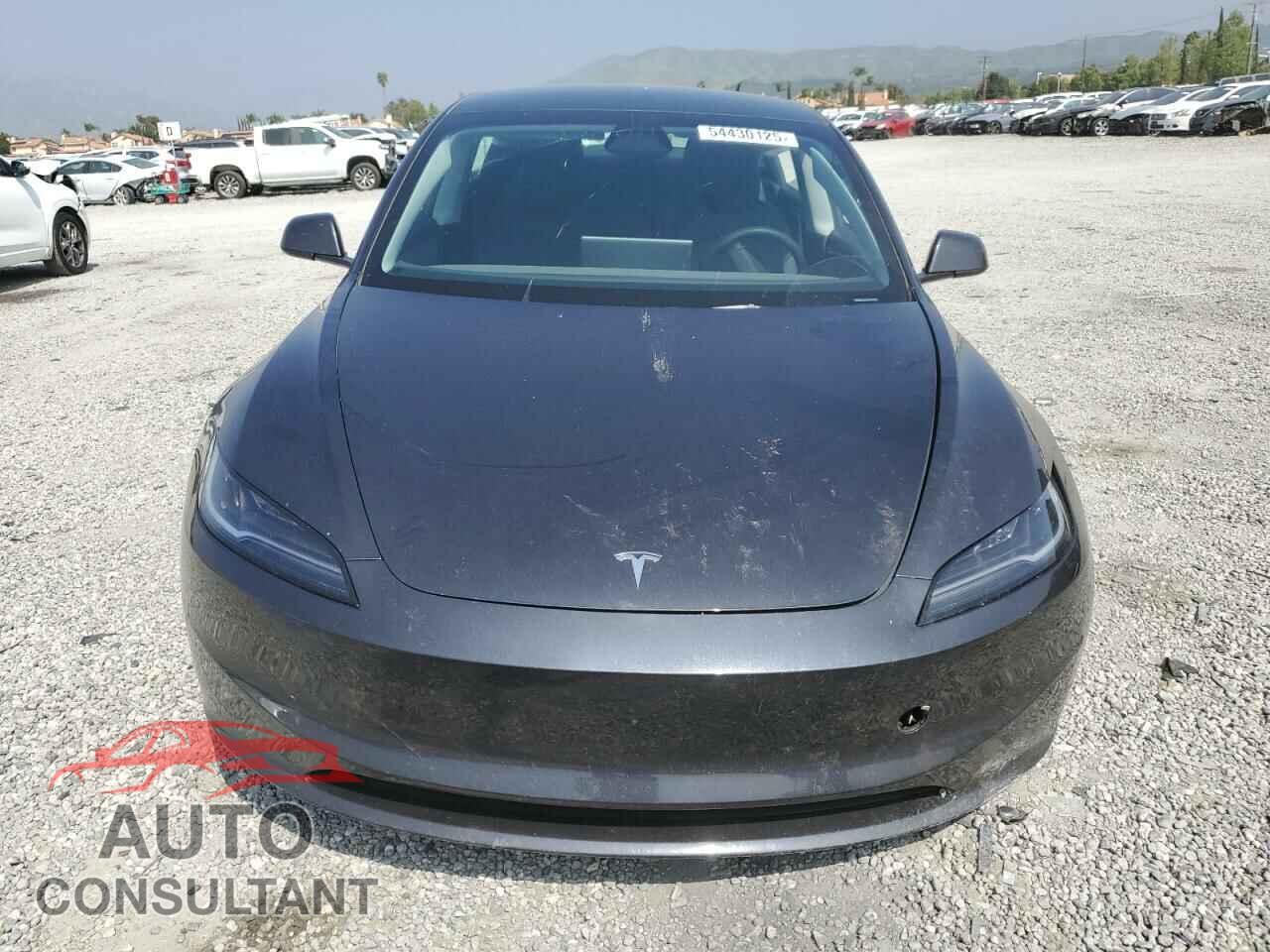 TESLA MODEL 3 2025 - 5YJ3E1EA3SF979586