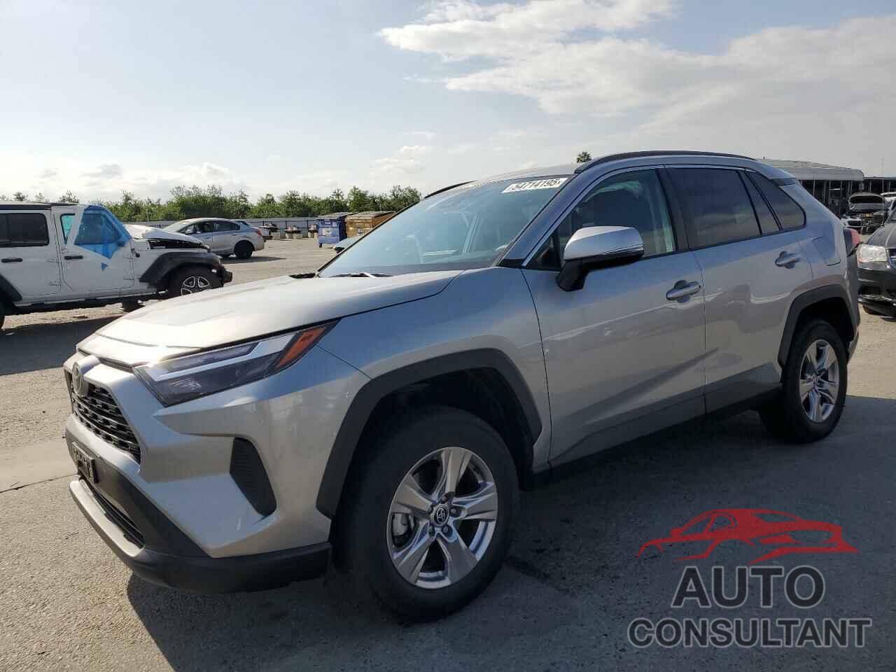 TOYOTA RAV4 2022 - 2T3W1RFV0NW212835