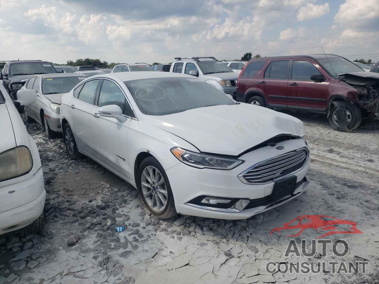 FORD FUSION 2017 - 3FA6P0LU2HR359663