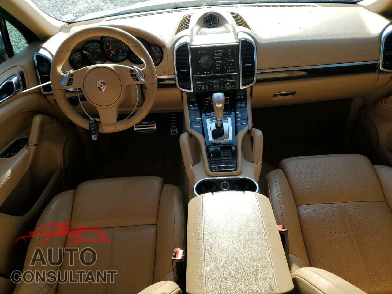 PORSCHE CAYENNE 2012 - WP1AA2A2XCLA10081