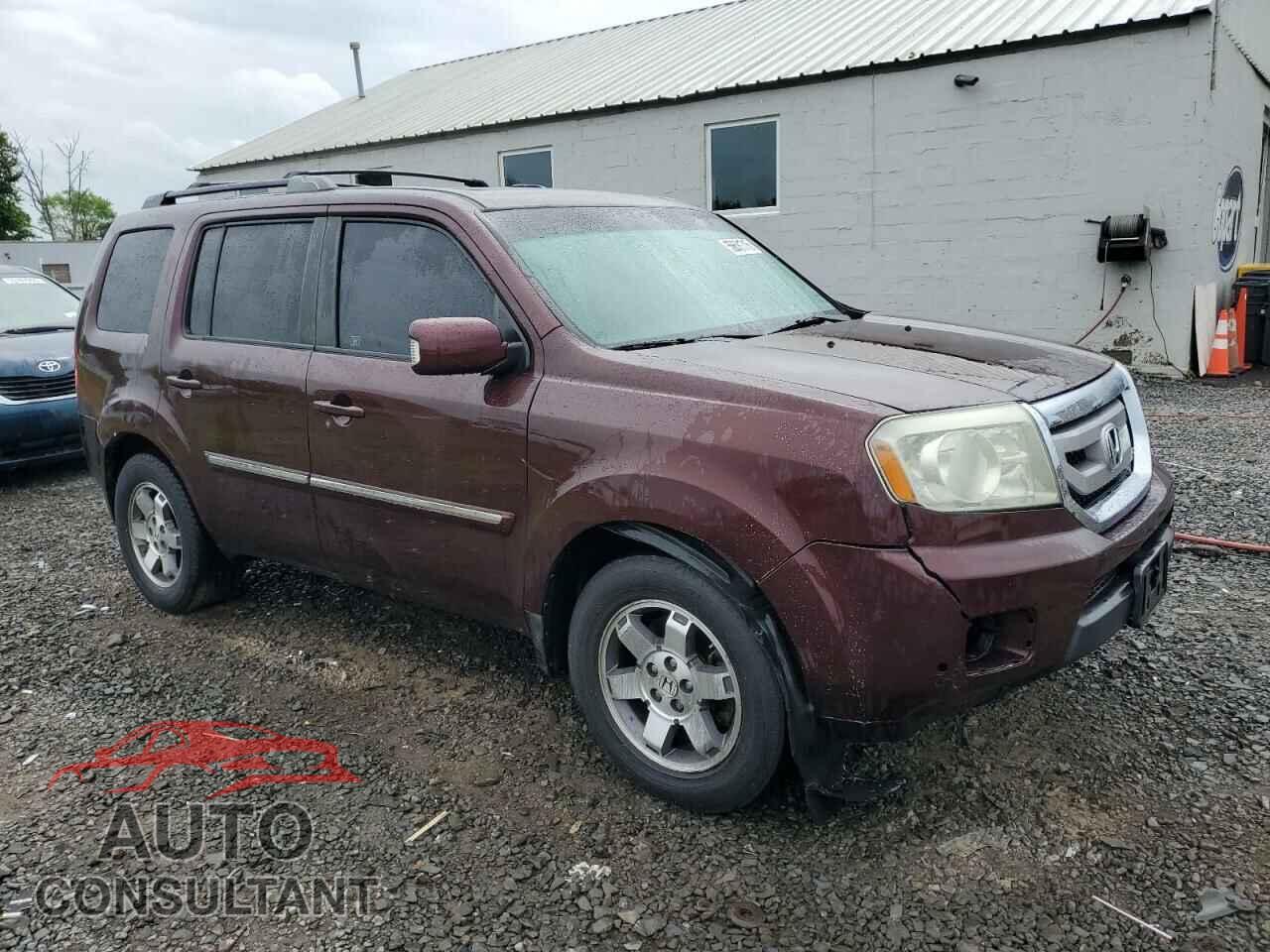 HONDA PILOT 2011 - 5FNYF4H96BB074619