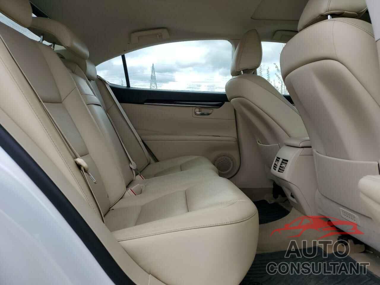 LEXUS ES350 2015 - JTHBK1GG6F2167924