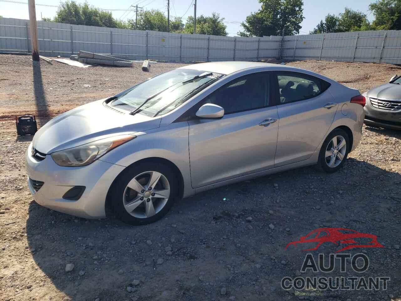 HYUNDAI ELANTRA 2011 - 5NPDH4AE0BH005085
