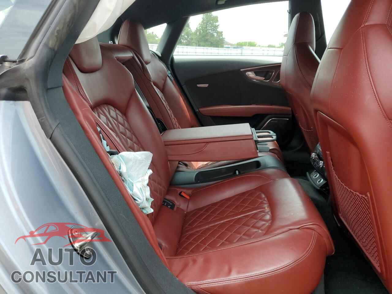 AUDI S7/RS7 2017 - WAU2FBFC0HN055032