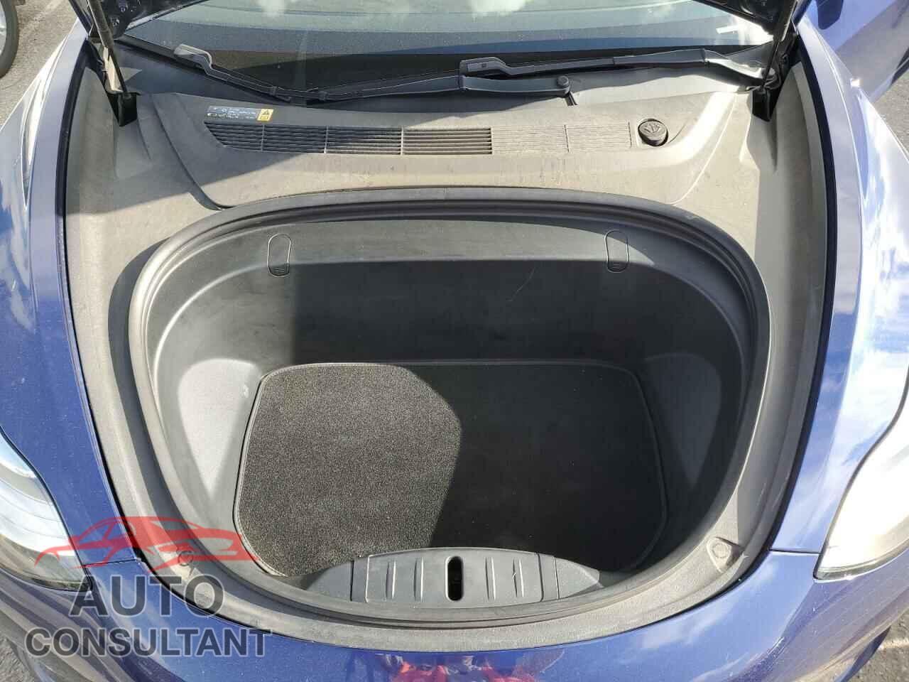 TESLA MODEL 3 2018 - 5YJ3E1EA2JF033879