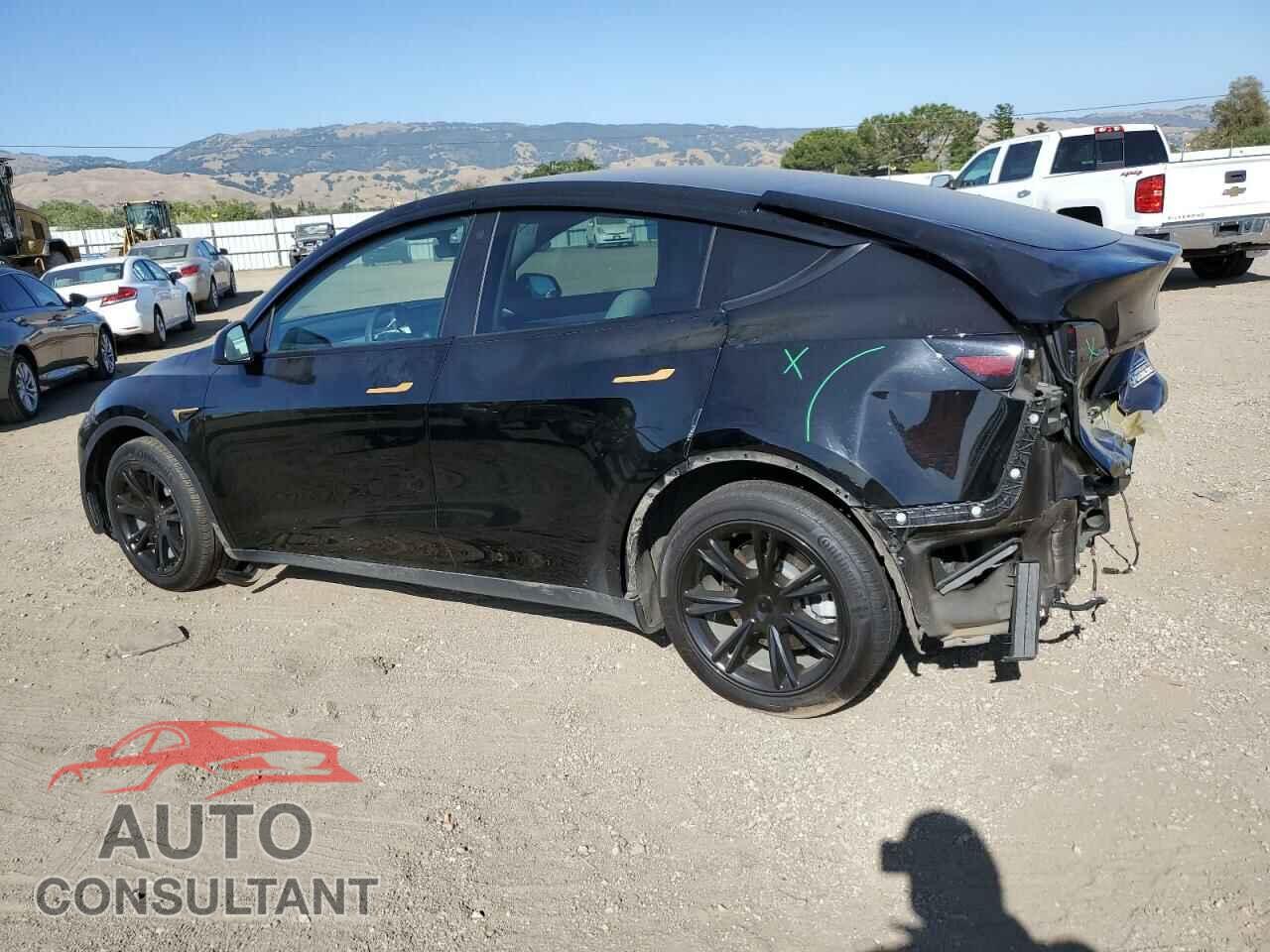 TESLA MODEL Y 2022 - 7SAYGDEE6NF408170