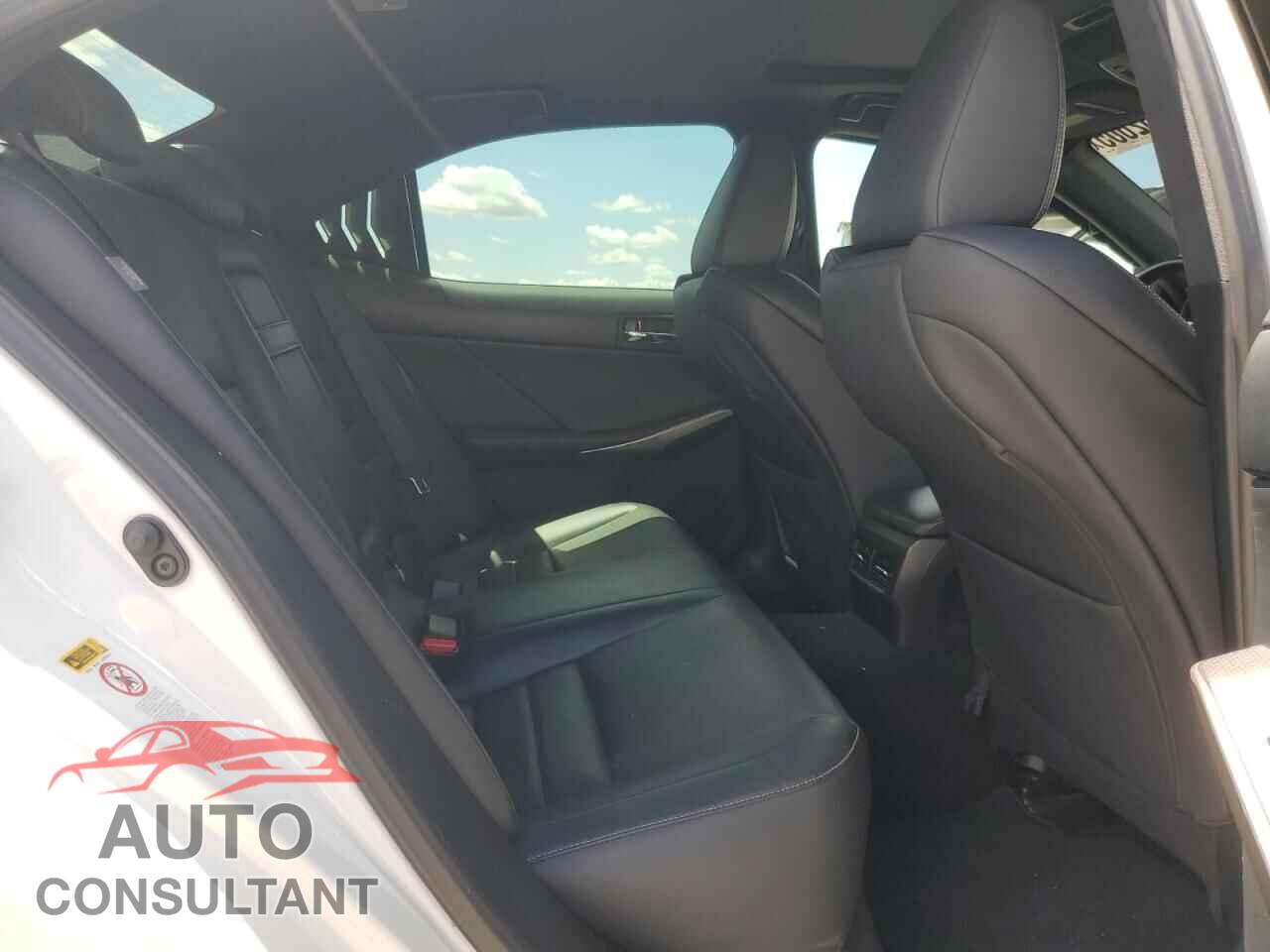 LEXUS IS 2015 - JTHBF1D2XF5081365