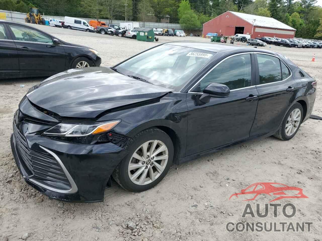 TOYOTA CAMRY 2022 - 4T1C11AK1NU647583