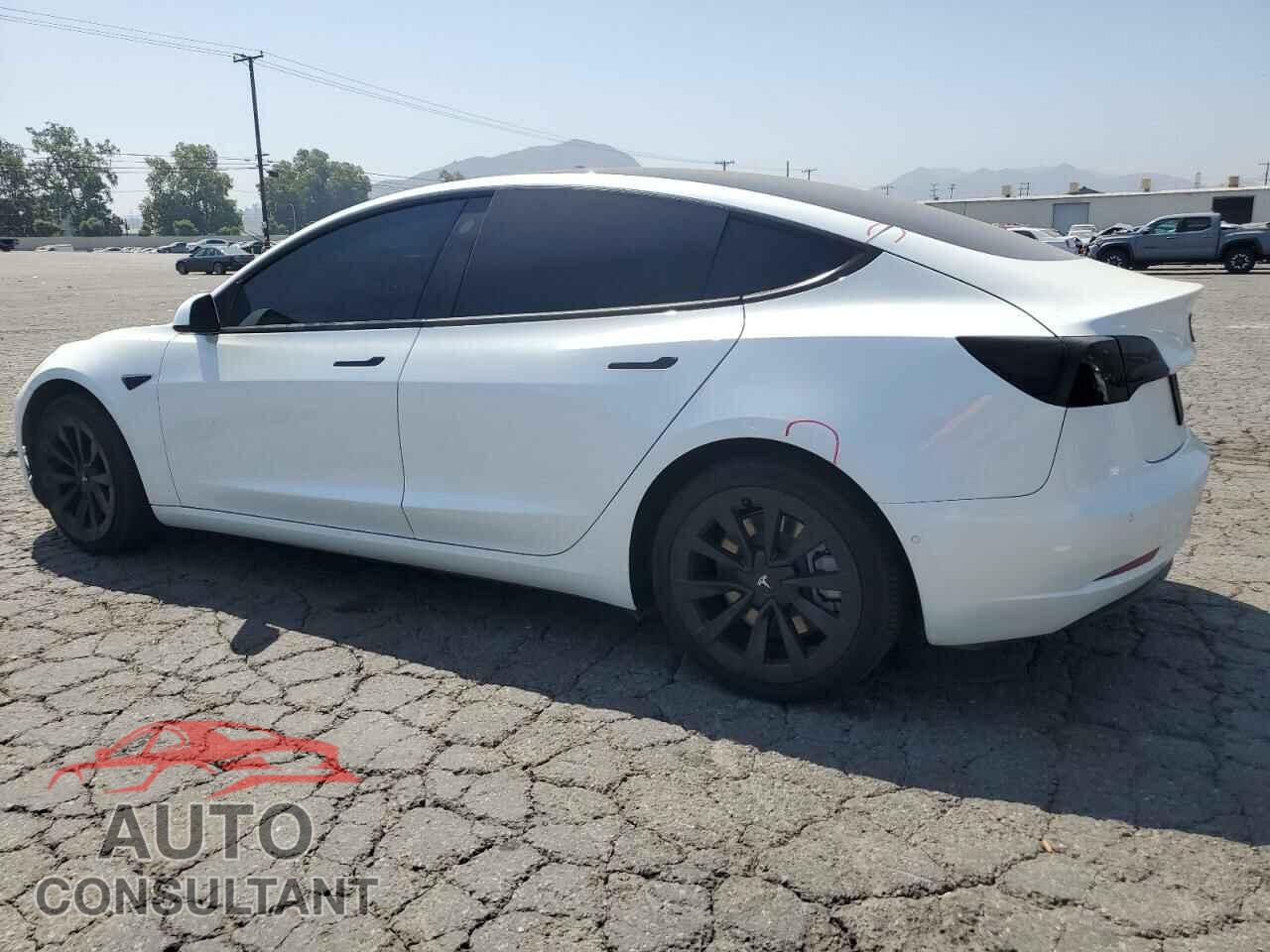 TESLA MODEL 3 2022 - 5YJ3E1EB0NF128357