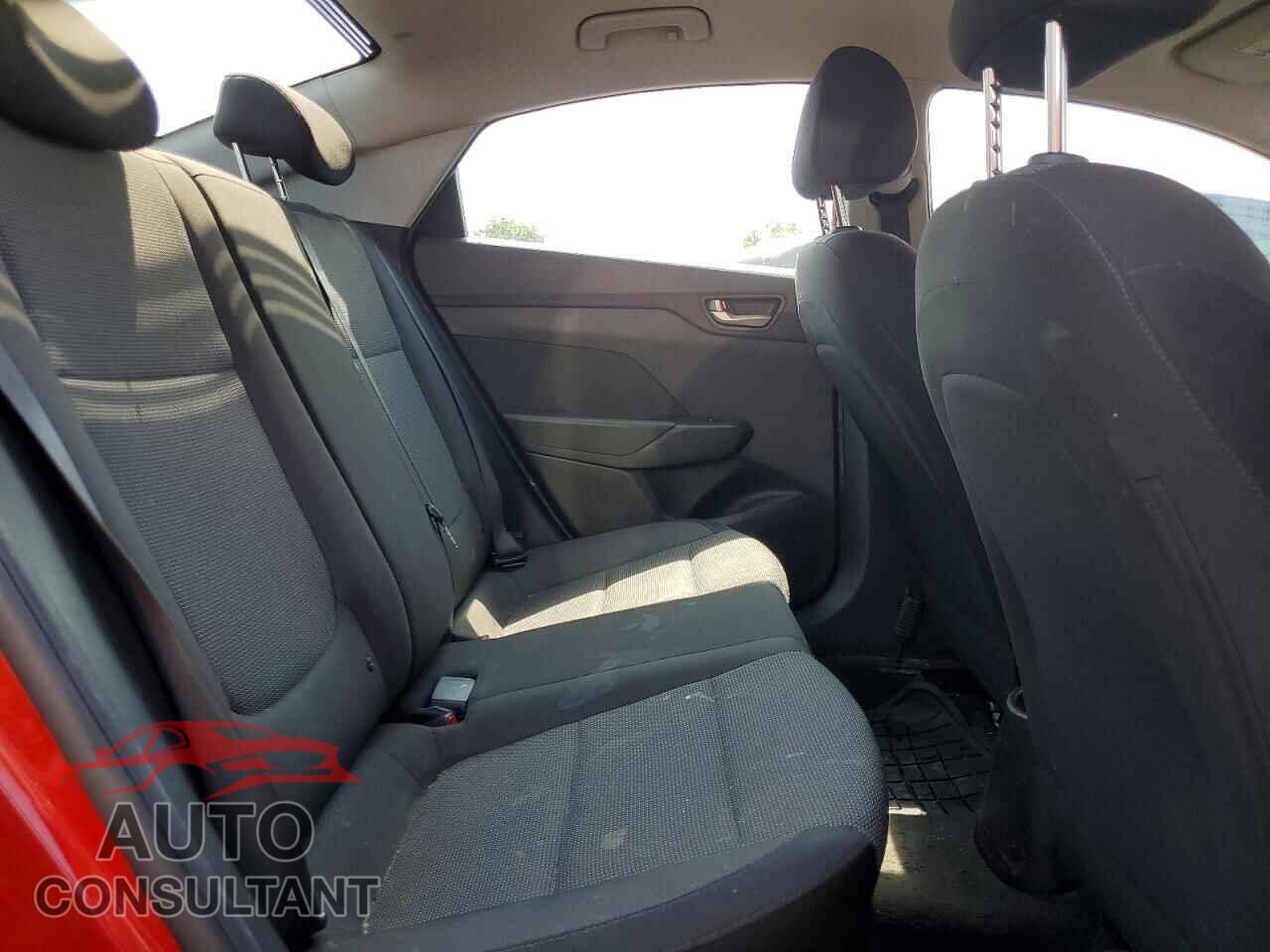 HYUNDAI ACCENT 2018 - 3KPC24A37JE029530