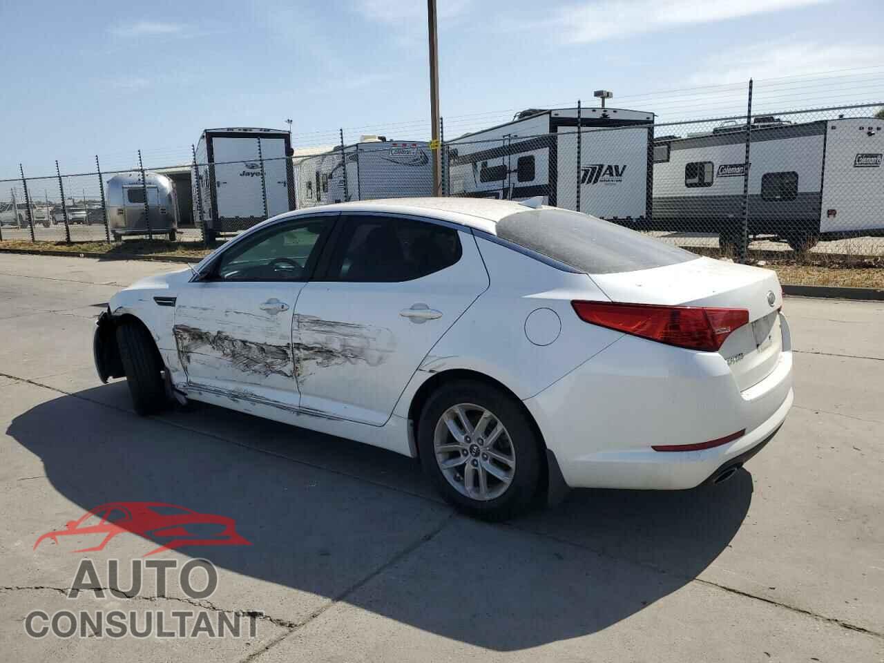 KIA OPTIMA 2011 - KNAGM4A79B5134028