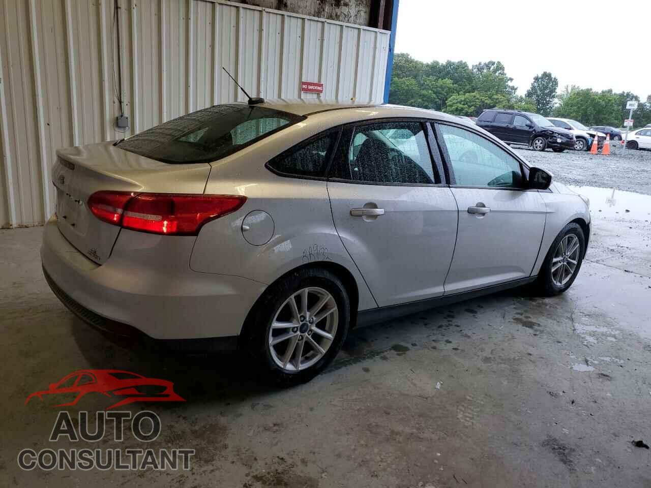 FORD FOCUS 2015 - 1FADP3F2XFL205698