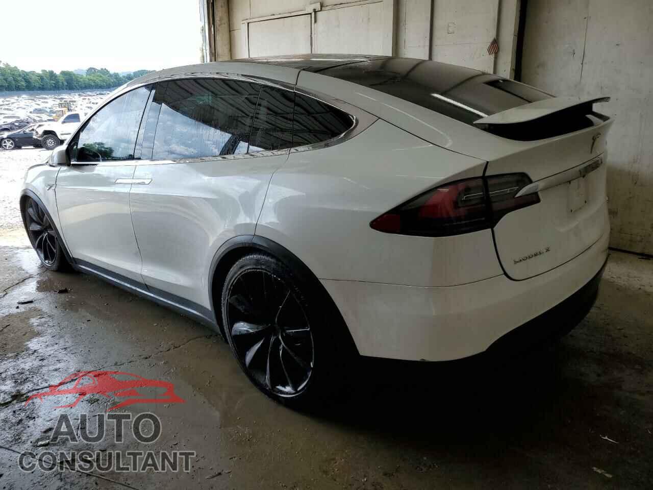 TESLA MODEL X 2016 - 5YJXCBE24GF015236