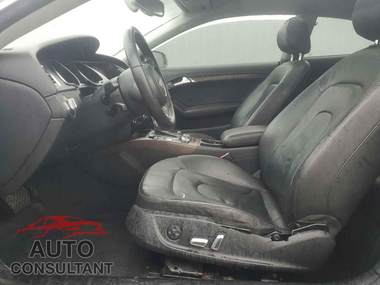 AUDI A5 2013 - WAULFAFR8DA043389