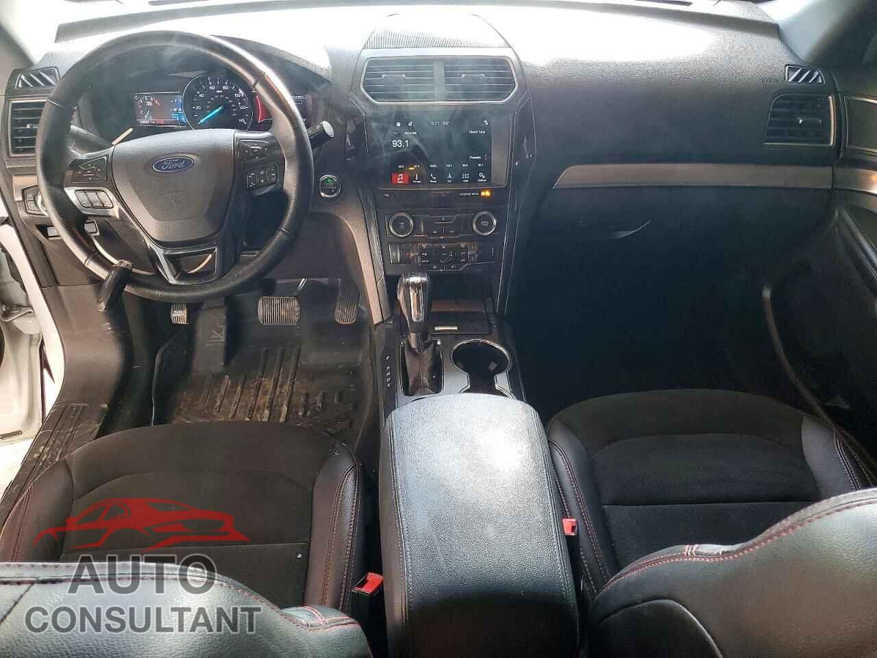 FORD EXPLORER 2018 - 1FM5K7D85JGB25766