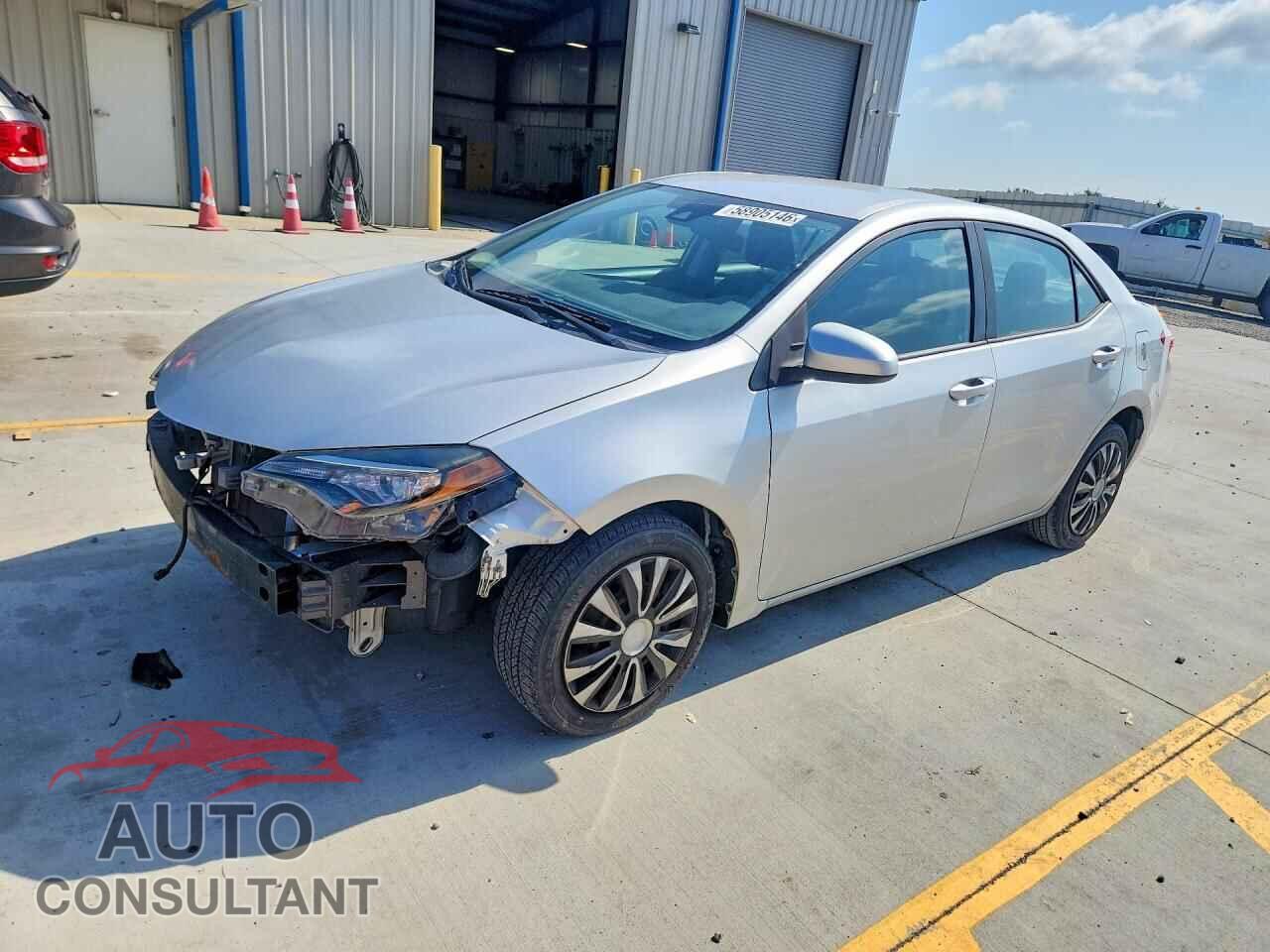 TOYOTA COROLLA 2017 - 5YFBURHE3HP579455