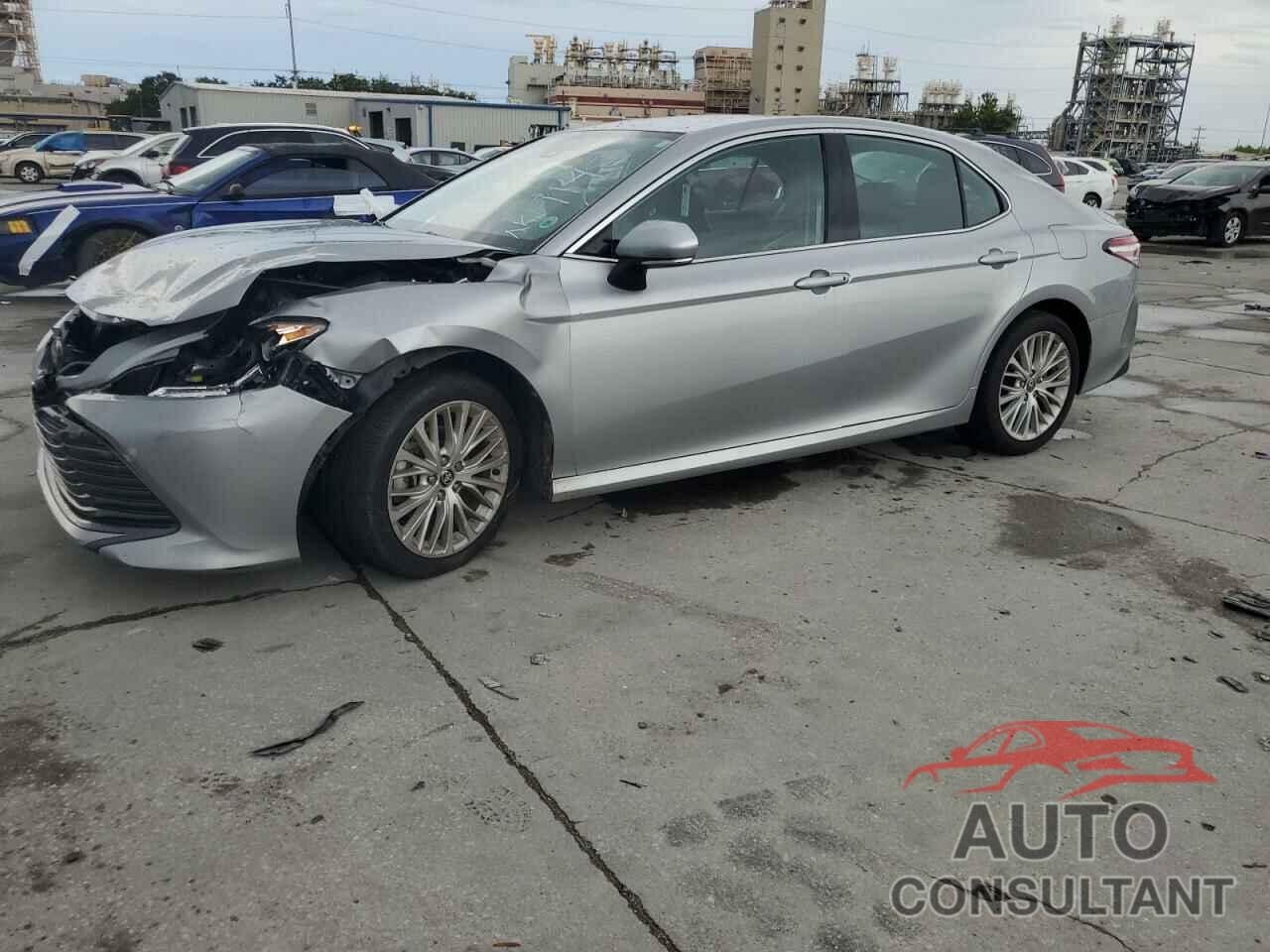 TOYOTA CAMRY 2020 - 4T1F11AK4LU389148
