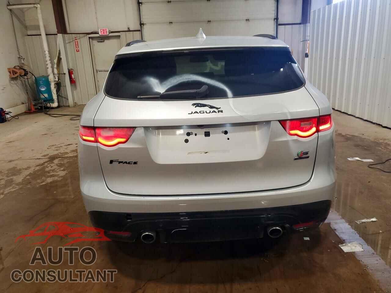 JAGUAR F-PACE 2017 - SADCM2BV4HA057558