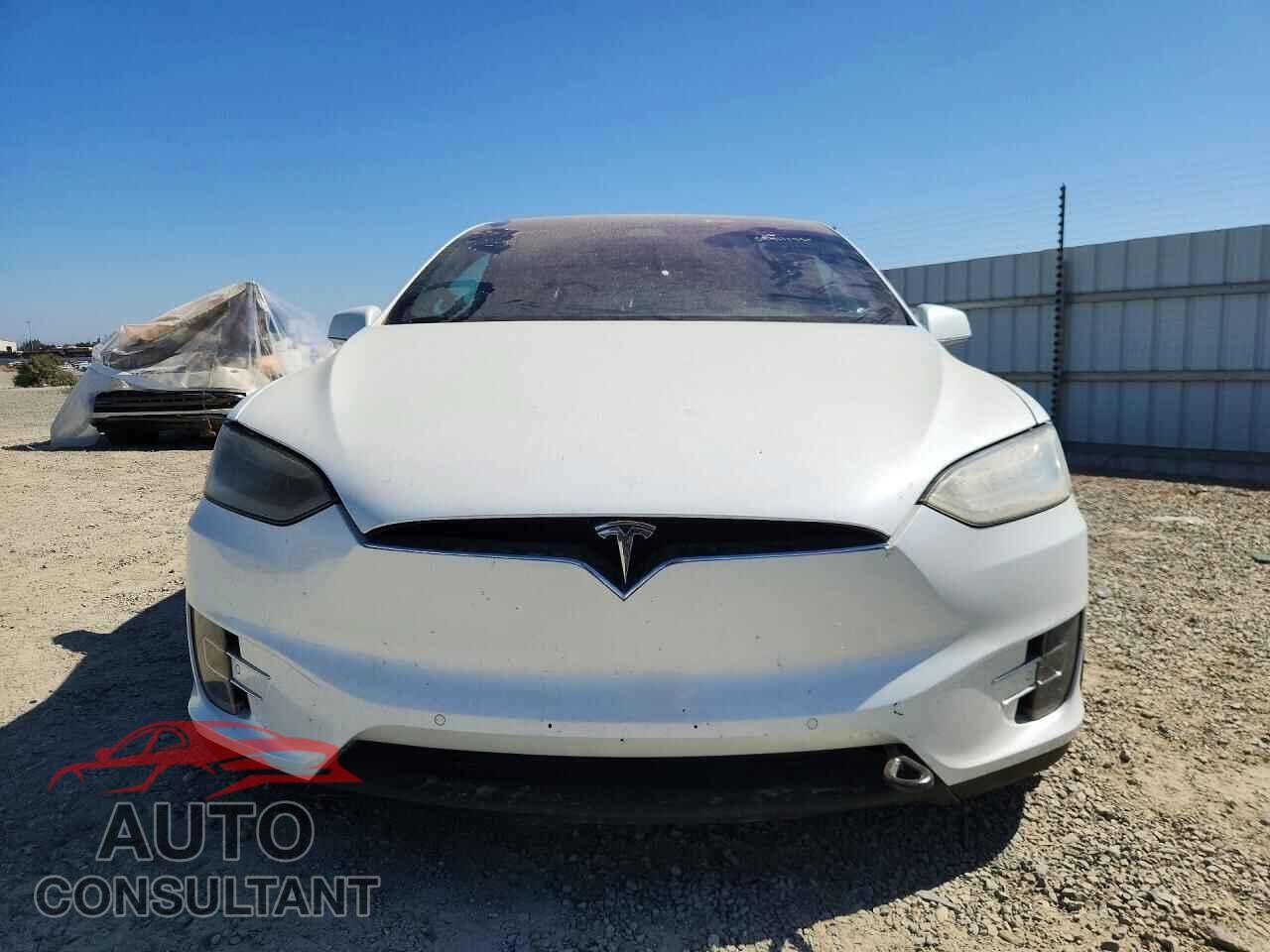 TESLA MODEL X 2017 - 5YJXCBE27HF059233